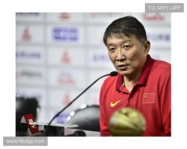 宫鲁鸣寄语队员勇闯强队提升自我